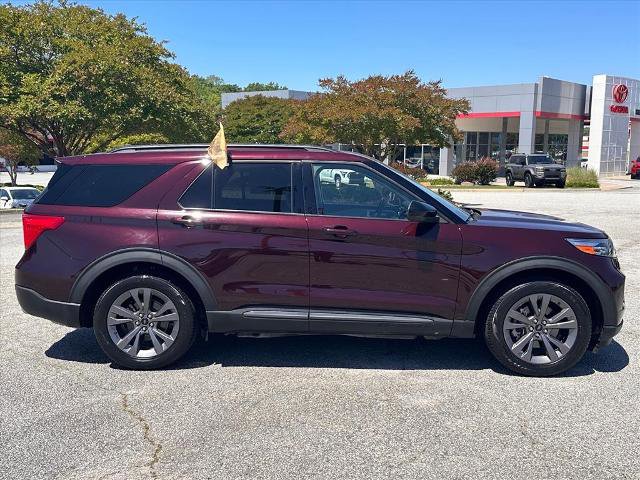 Certified 2023 Ford Explorer XLT w/ Equipment Group 202A RWD image 2