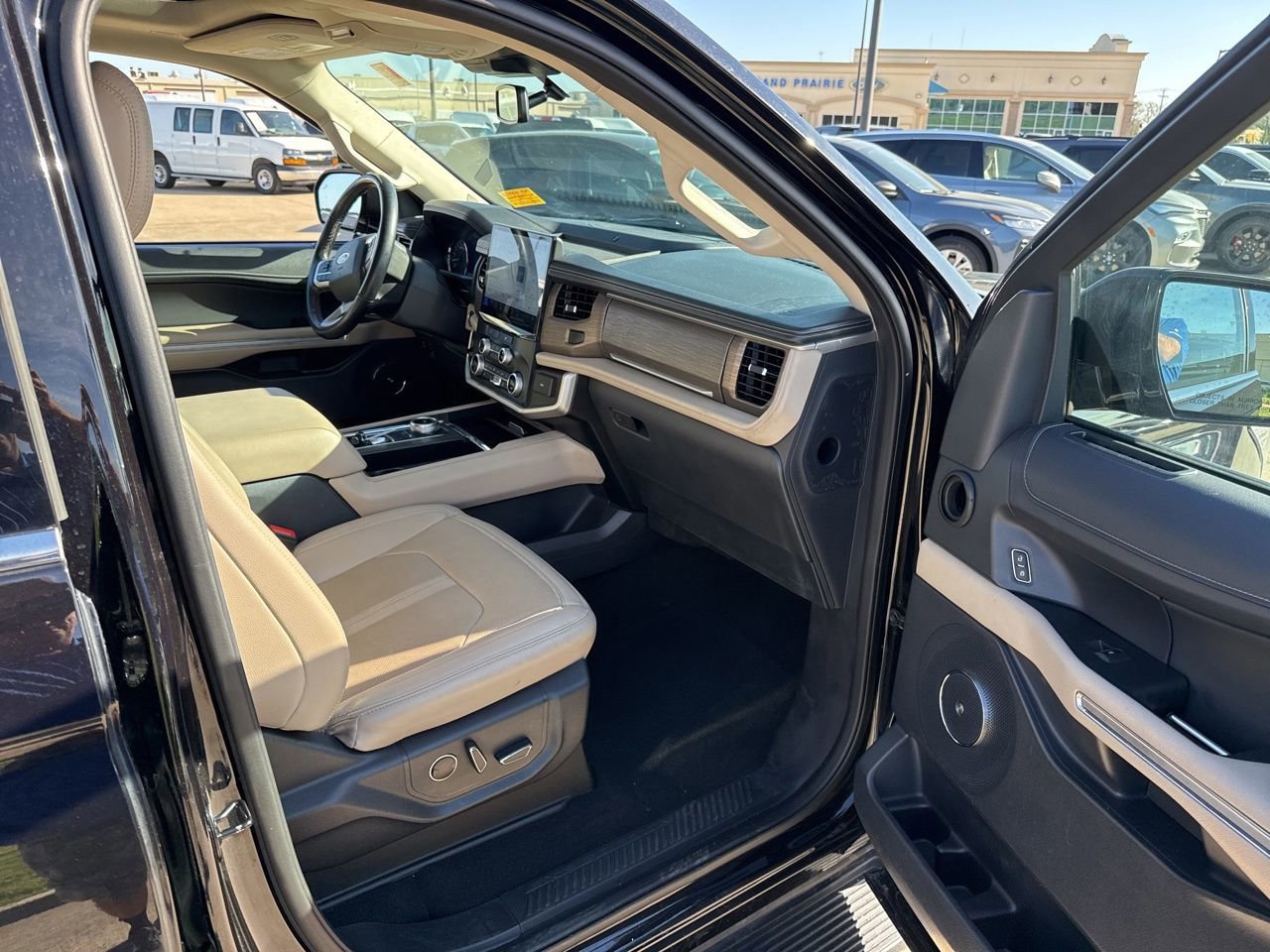 Certified 2024 Ford Expedition Max Limited image 18