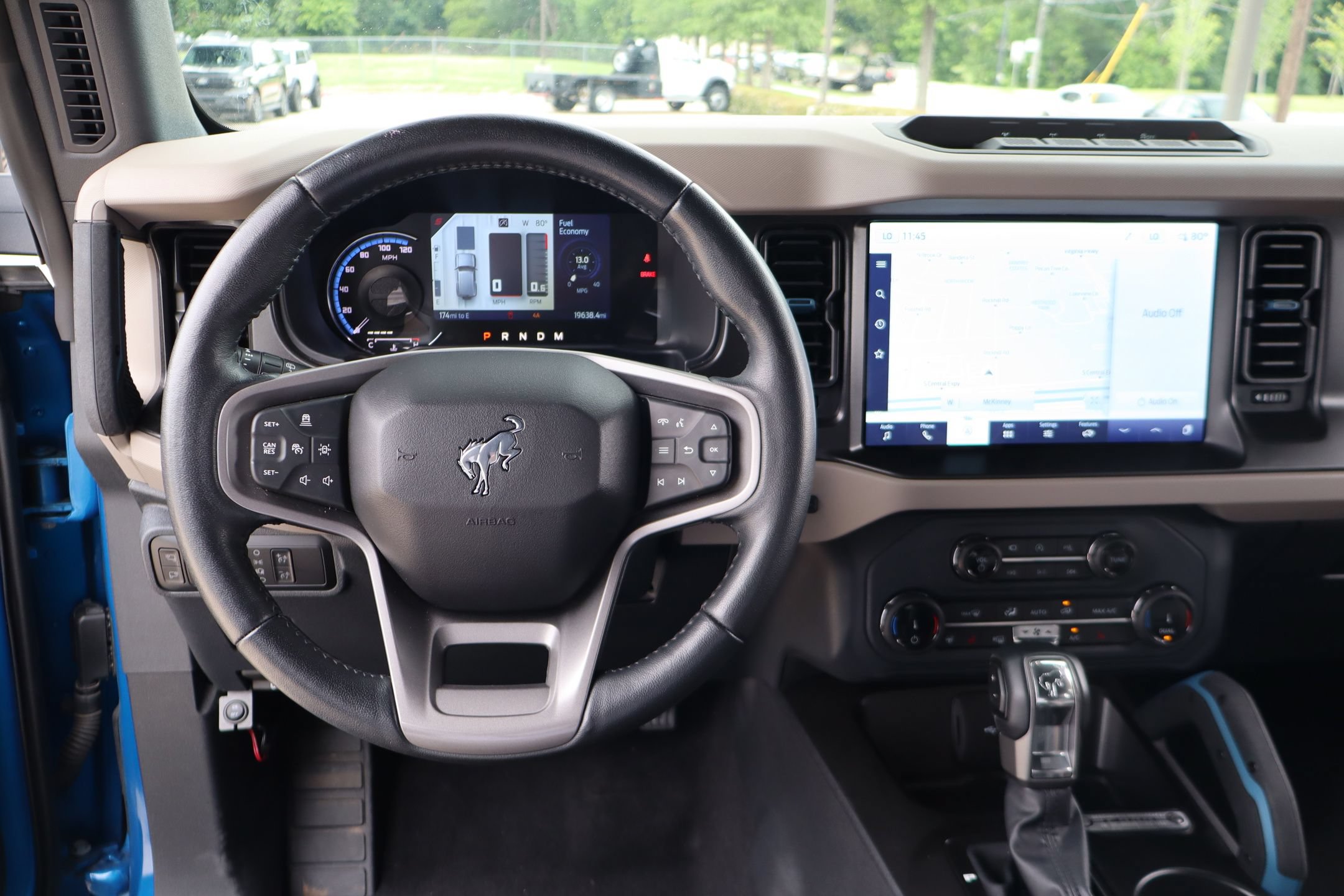 Certified 2022 Ford Bronco Wildtrak AWD/4WD image 18