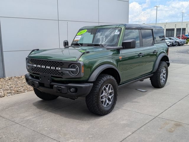 Certified 2025 Ford Bronco Badlands AWD/4WD image 8