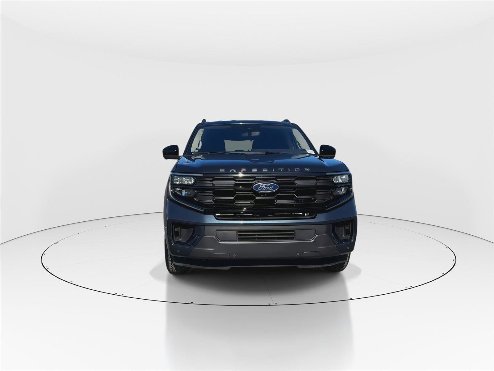 Certified 2025 Ford Expedition Active image 9