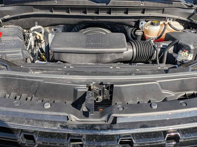 Used 2024 Chevrolet Tahoe Z71 w/ Luxury Package AWD/4WD image 13