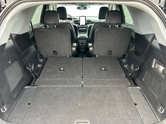 Certified 2023 Ford Explorer Limited w/ Limited Technology Package AWD/4WD image 11