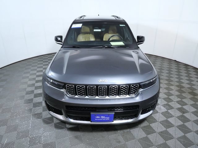 Used 2023 Jeep Grand Cherokee L Summit w/ Luxury Tech Group V AWD/4WD image 3