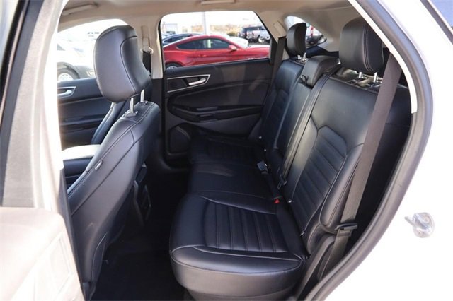 Certified 2024 Ford Edge SEL image 9