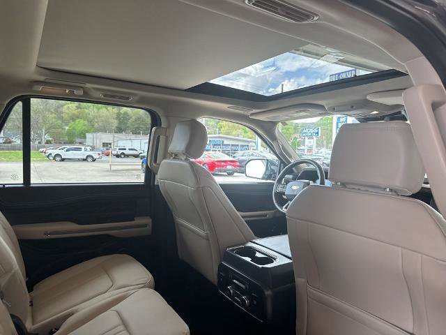 Certified 2023 Ford Expedition Platinum image 22