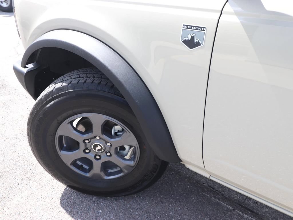 Certified 2025 Ford Bronco Big Bend AWD/4WD image 3