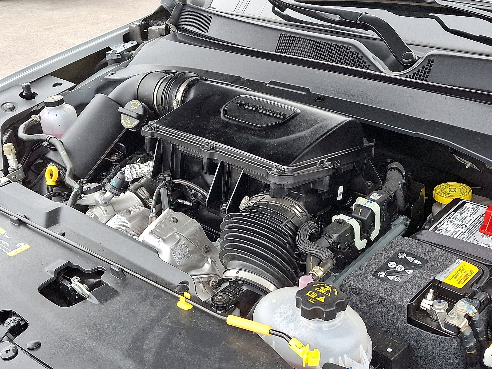 Used 2025 Jeep Compass Latitude w/ Altitude Special Edition image 29