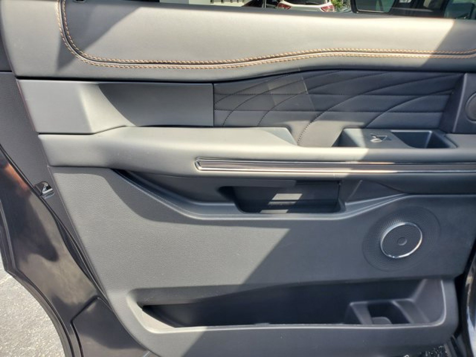 Certified 2023 Ford Expedition Max Platinum AWD/4WD image 31