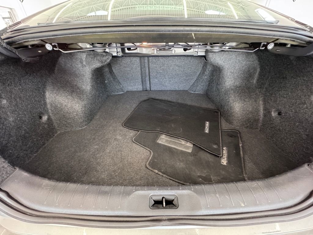 Used 2019 Nissan Altima 2.5 SV image 22