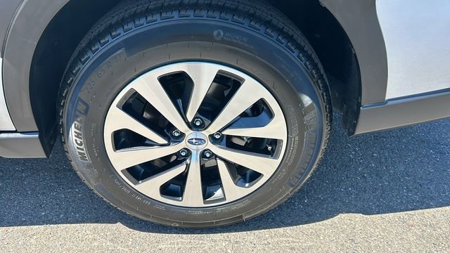 Used 2024 Subaru Outback Premium image 7