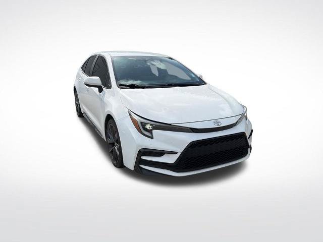 Used 2023 Toyota Corolla SE FWD image 2
