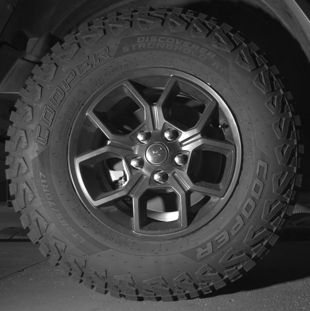Used 2024 Jeep Wrangler Sport AWD/4WD image 24
