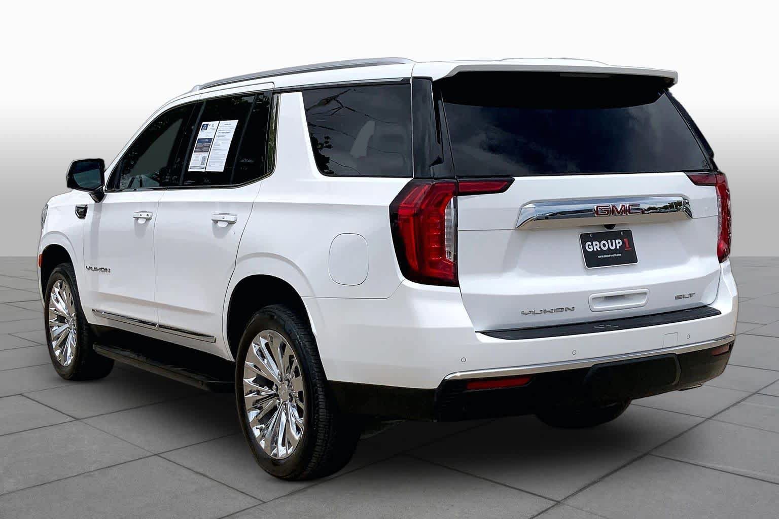 Used 2022 GMC Yukon SLT w/ SLT Premium Package AWD/4WD image 12