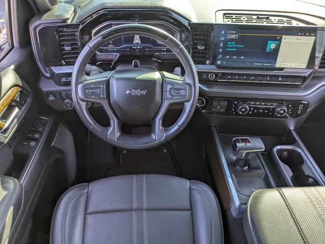 Used 2024 Chevrolet Silverado 1500 High Country w/ Midnight Edition AWD/4WD image 16