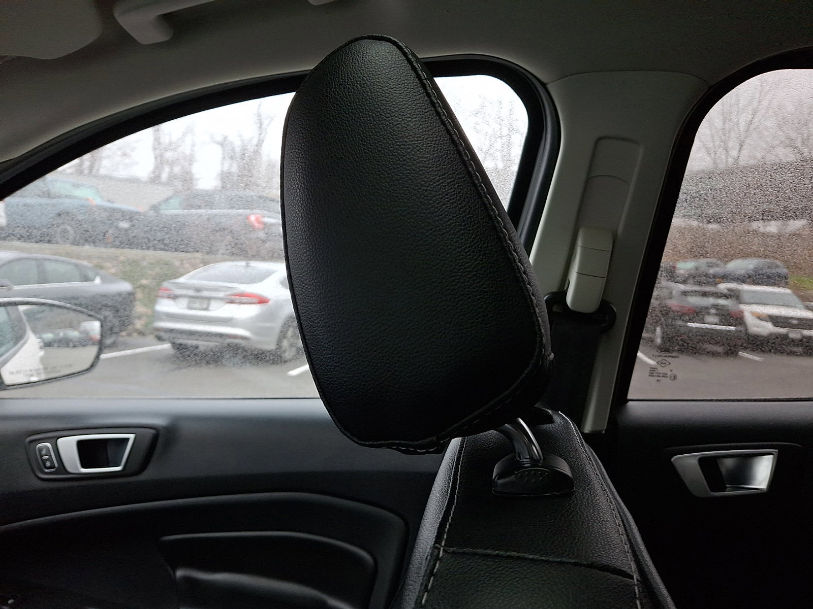 Certified 2022 Ford EcoSport Titanium image 17