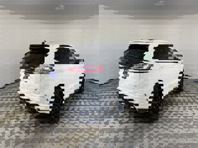 Certified 2021 Ford Edge ST w/ Equipment Group 401A image 23