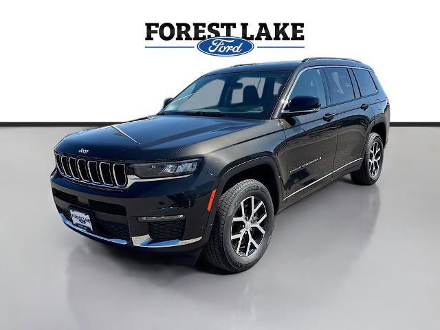 Used 2023 Jeep Grand Cherokee L Limited AWD/4WD image 3