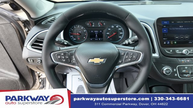 Used 2025 Chevrolet Malibu RS FWD image 23