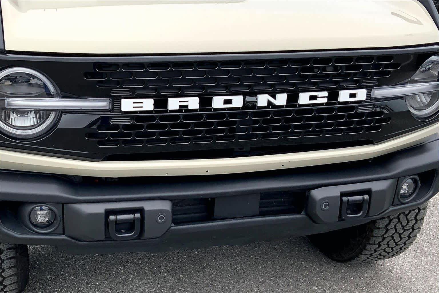 Certified 2025 Ford Bronco Badlands AWD/4WD image 29