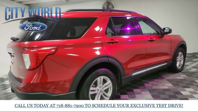 Certified 2022 Ford Explorer XLT w/ Equipment Group 202A image 6