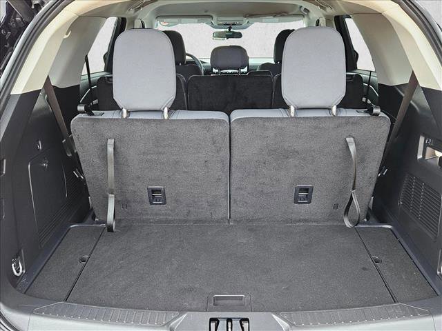 Certified 2025 Ford Explorer Active image 9