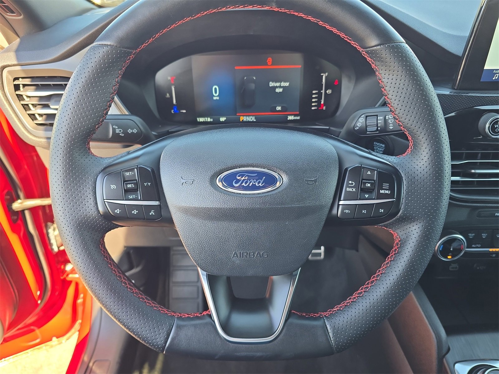 Certified 2024 Ford Escape ST-Line w/ Equipment Group 301A image 22