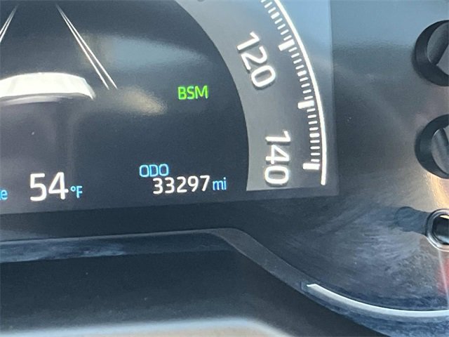 Used 2023 Toyota RAV4 XLE Premium image 39