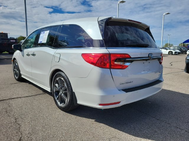 Used 2023 Honda Odyssey Elite image 3