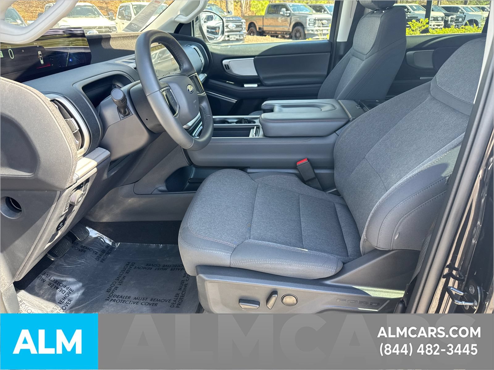 Certified 2025 Ford Expedition Active AWD/4WD image 10