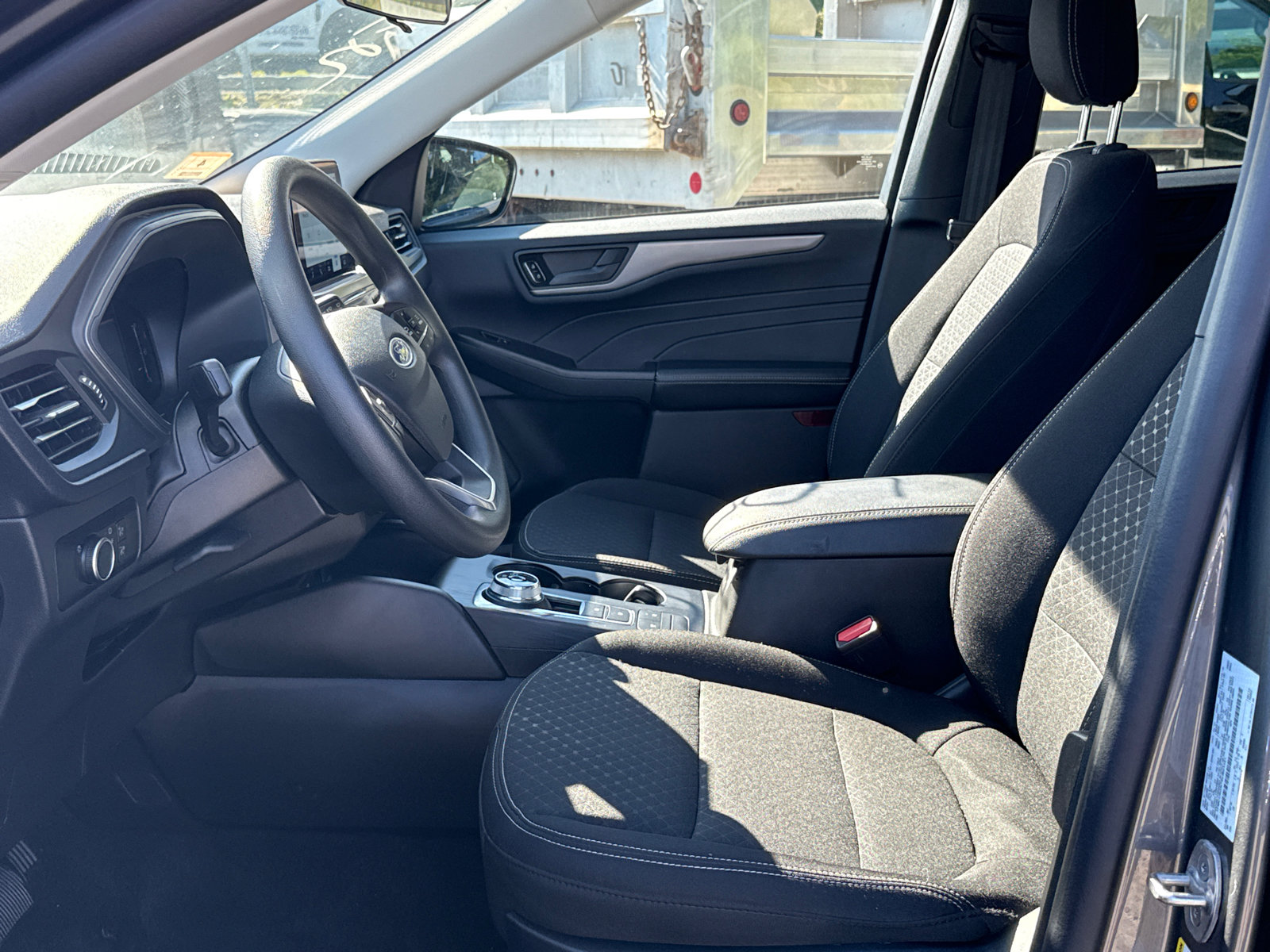 Certified 2025 Ford Escape Active AWD/4WD image 4
