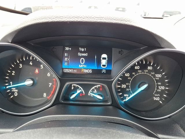 Certified 2018 Ford Escape SE w/ Ford Safe & Smart Package image 20