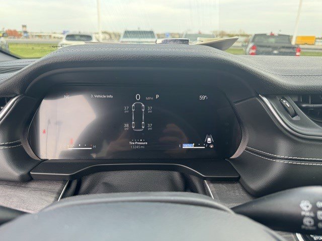 Used 2024 Jeep Grand Cherokee L Limited image 13