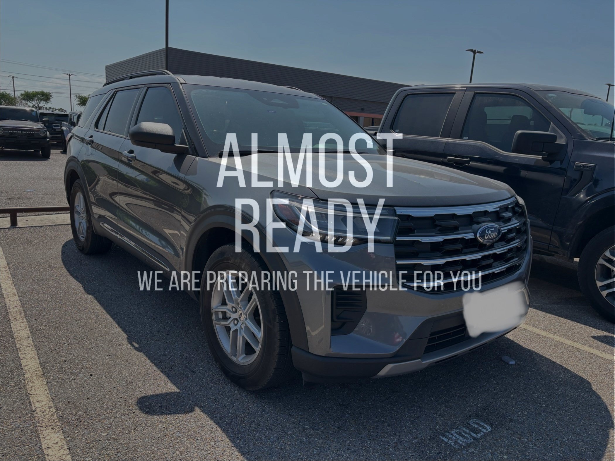 Certified 2025 Ford Explorer Active RWD image 5