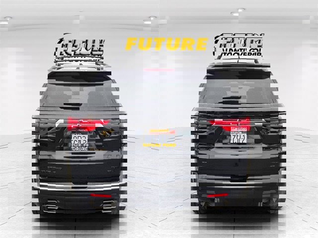 Used 2023 Chevrolet Traverse Premier w/ LPO, 'HIT The Road' Package image 5