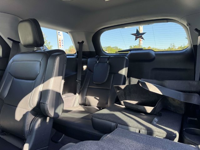 Certified 2022 Ford Explorer XLT w/ Equipment Group 202A AWD/4WD image 20