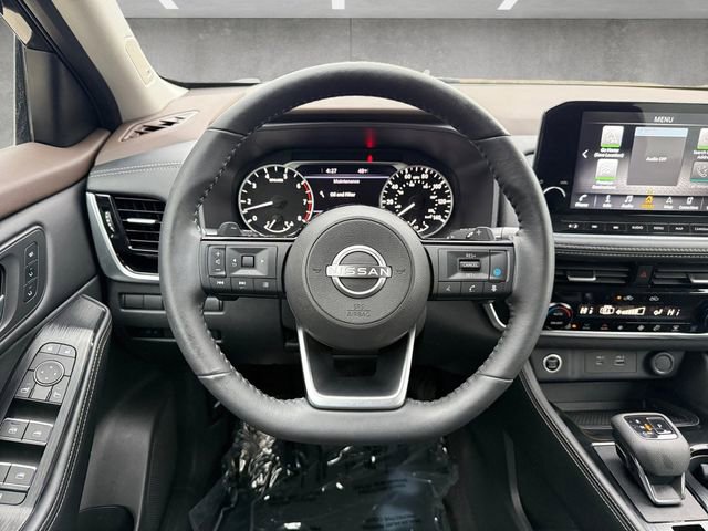 Used 2022 Nissan Rogue SL w/ SL Premium Package image 12