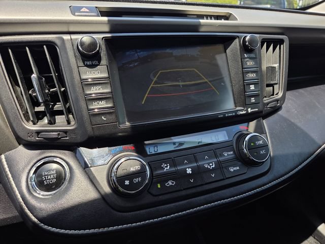 Used 2018 Toyota RAV4 XLE FWD image 9