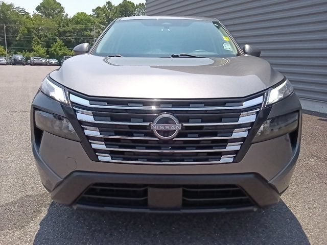 Used 2024 Nissan Rogue SV FWD image 8
