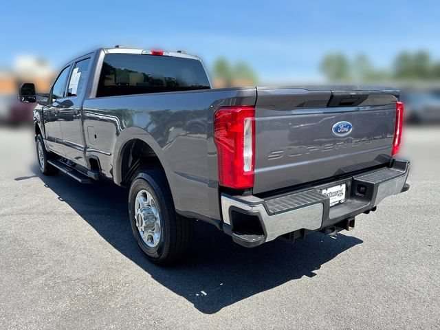 Certified 2025 Ford F350 XLT AWD/4WD image 6