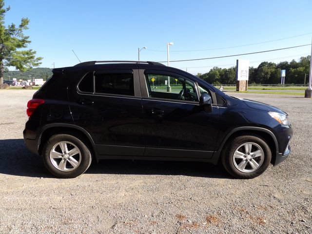 Used 2021 Chevrolet Trax LT w/ Driver Confidence Package FWD image 6