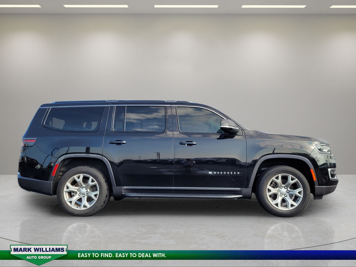 Used 2022 Jeep Wagoneer Series II AWD/4WD image 2