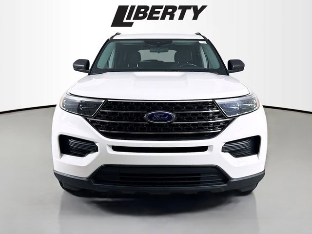 Certified 2021 Ford Explorer XLT image 2