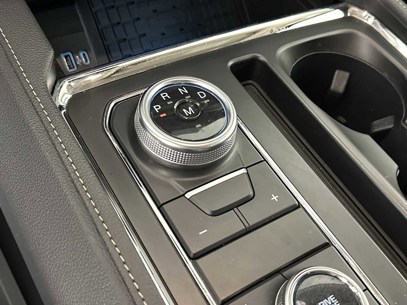 Certified 2024 Ford Expedition Max XLT image 35