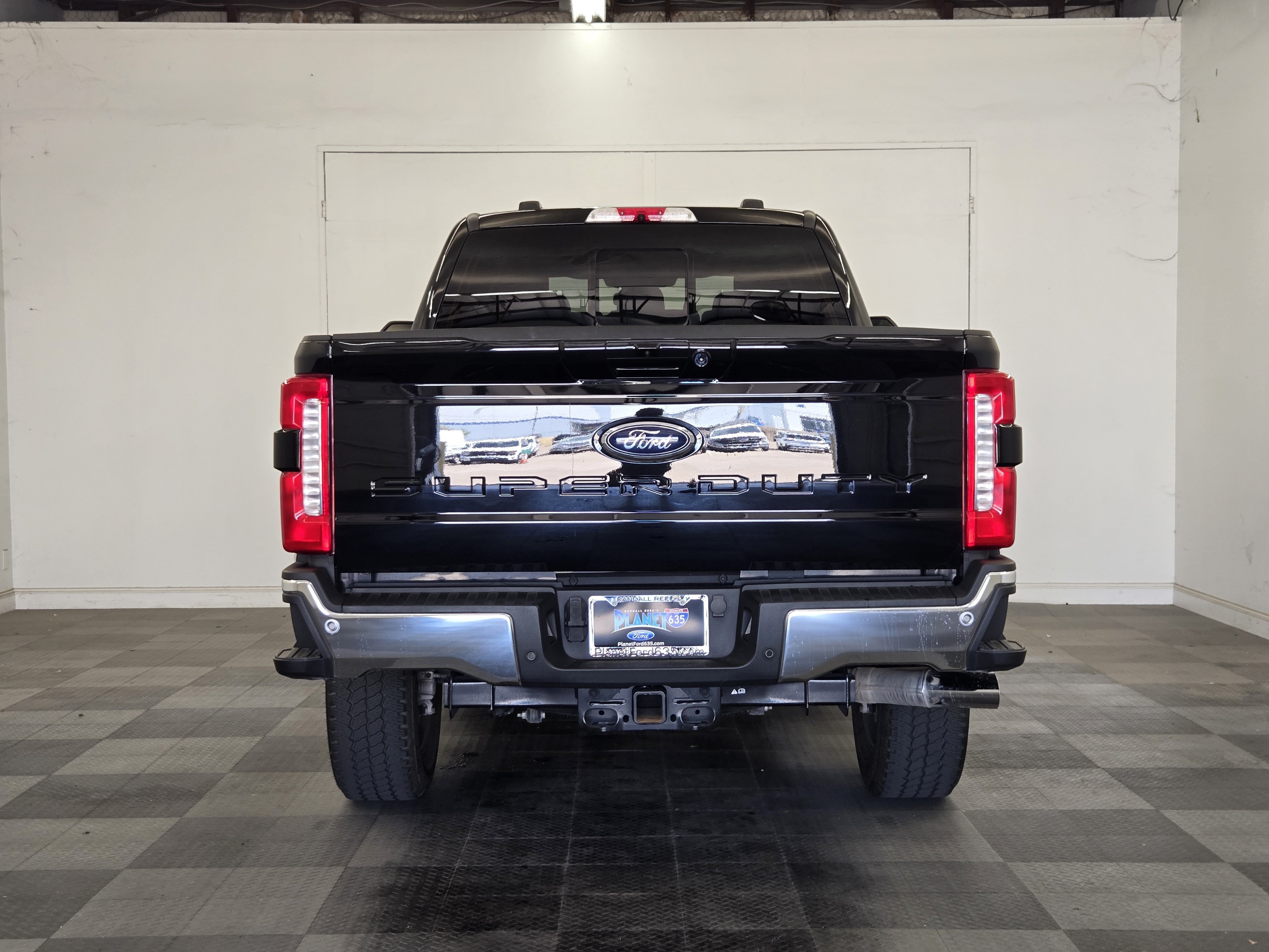 Certified 2025 Ford F250 Lariat w/ Chrome Package AWD/4WD image 6
