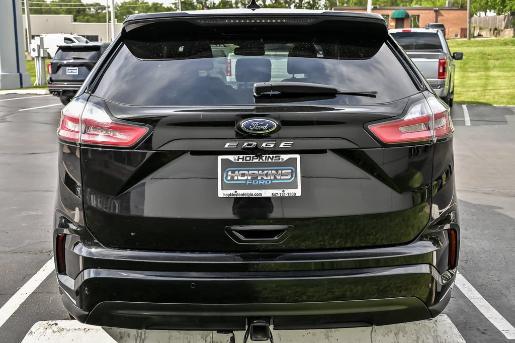 Certified 2023 Ford Edge ST-Line w/ Class II Trailer Tow Package AWD/4WD image 9