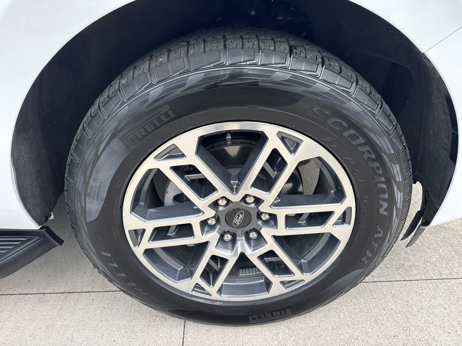 Certified 2025 Ford Expedition Active AWD/4WD image 22
