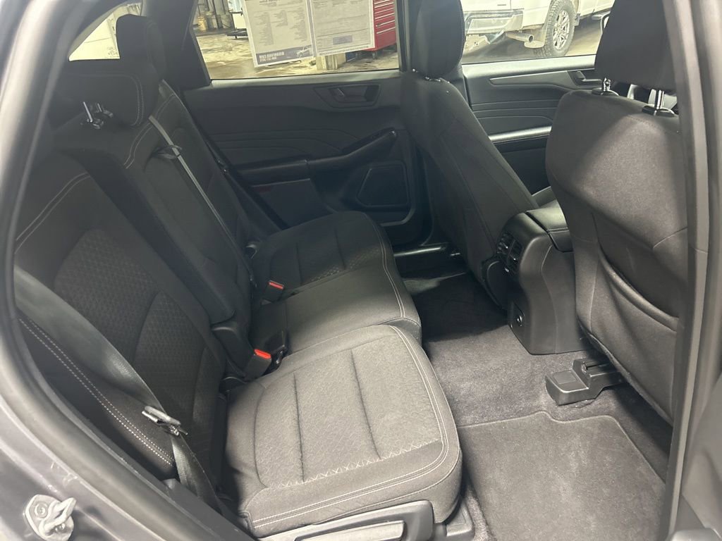 Certified 2024 Ford Escape Active AWD/4WD image 11