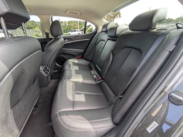 Used 2025 Genesis G70 2.5T RWD image 13