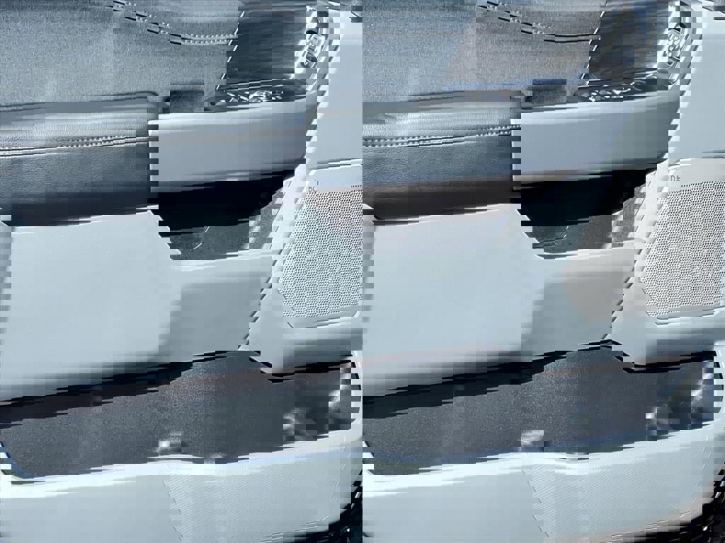 Certified 2024 Ford F150 Lariat w/ FX4 Off-Road Package image 21